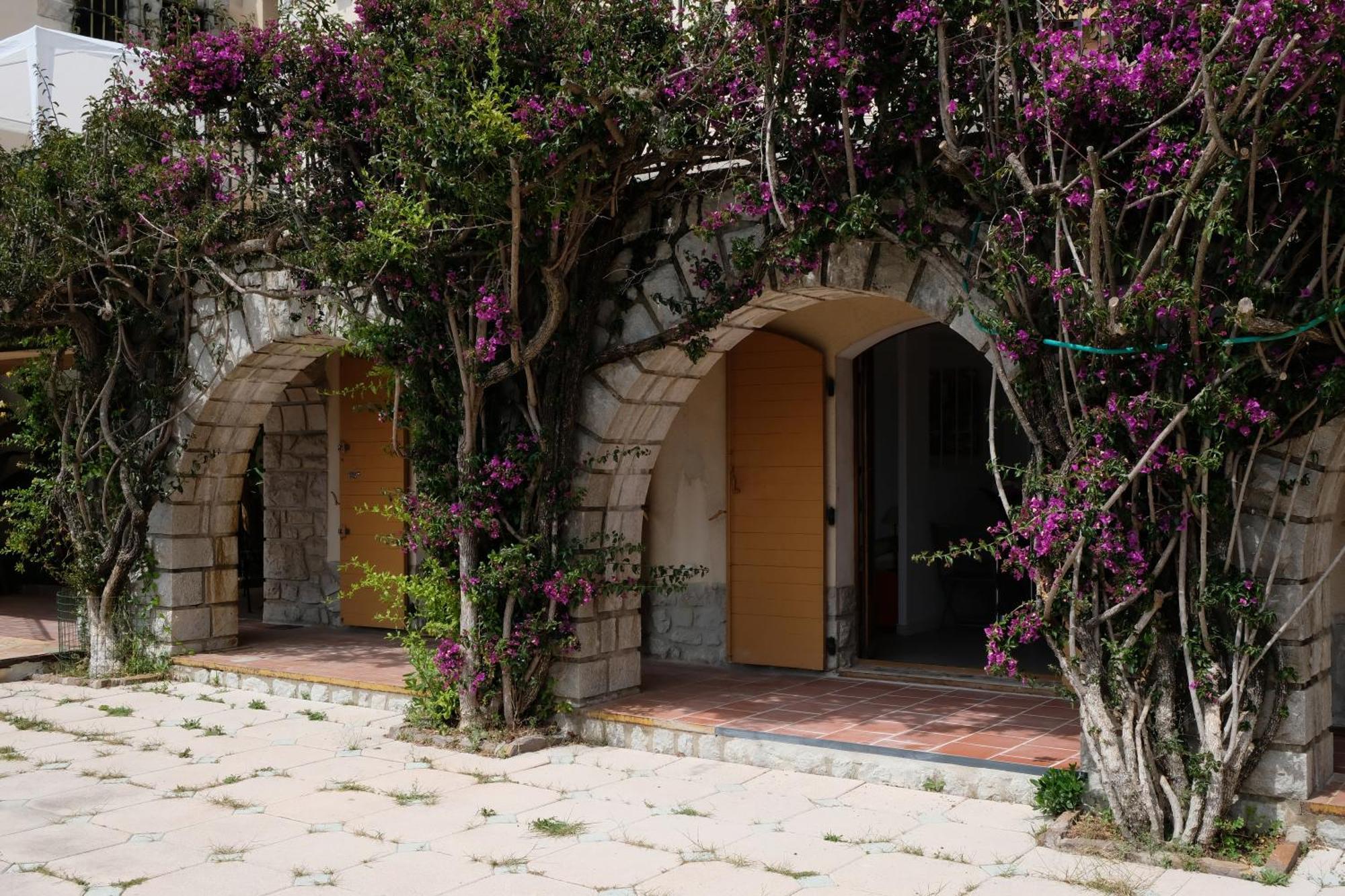 Mas Sainte Marie Apartment Тулон Екстериор снимка